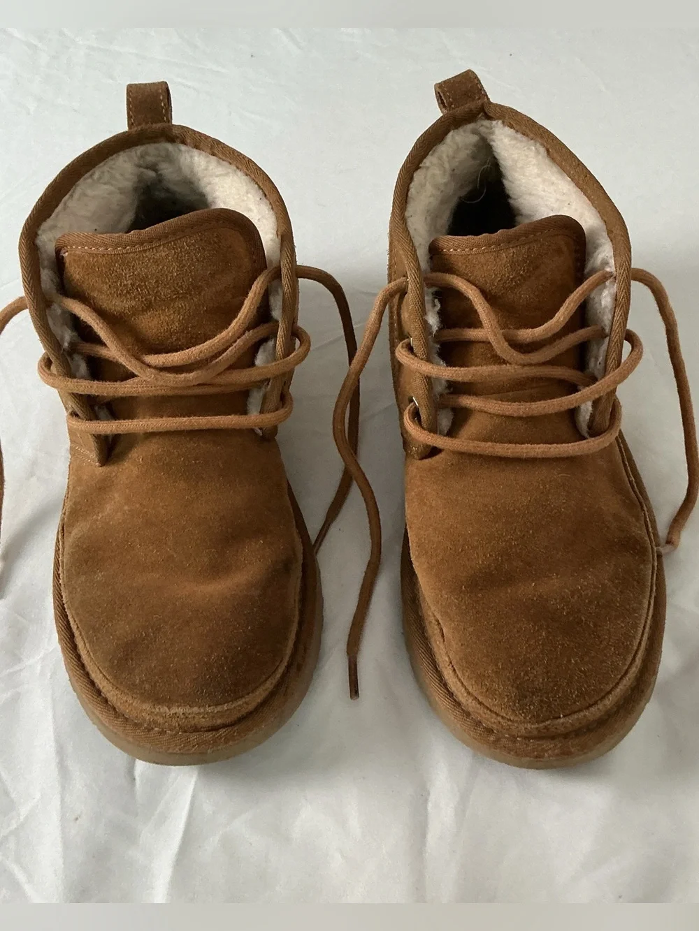 UGG Neumel Chestnut Suede Shearling Chukka Ankle Boots Women’s Size 8